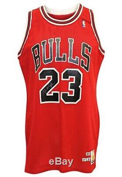 1989-90 Michael Jordan Chicago Bulls Game Used & Autographed Road Jersey $$$$