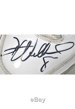 2000 Deron Williams Utah Jazz Game Used & Autographed Sneakers Shoes PSA DNA