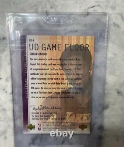 2001 UD Hardcourt Kobe Bryant Game Floor On Card Auto Lakers Legend