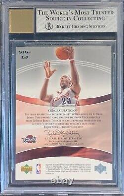 2004-05 SP Game Used Significance Auto Lebron James /100 BGS 8