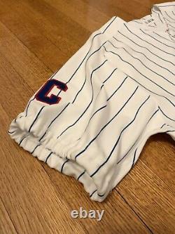 2004 Chicago Cubs Sammy Sosa Game Used Home Signed Jersey Captains Patch