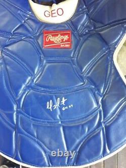 2007 GEOVANY SOTO Signed Game Used Catchers Mask Chest Protector 2 Shin Guards