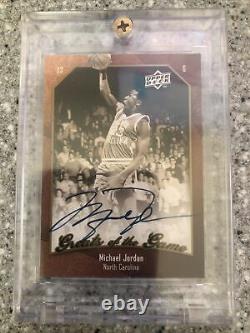 2010 Michael Jordan On Card Greats of the Game Auto