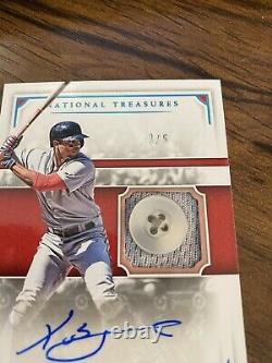 2017 National Treasures Xander Bogaerts /6 Game Used Jersey Button Auto Red Sox