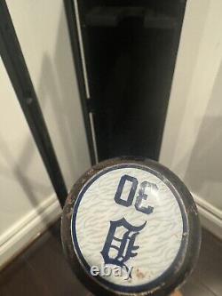 Baseball game used mlb bats detroit Kerry Carpenter Autographed