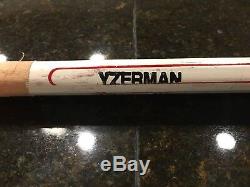 Detroit Red Wings Steve Yzerman Autographed Signed Game Used Stick BECKETT COA