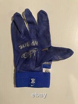 Dexter Fowler 2016 signed Cubs Championship Season game-used Batting Glove
