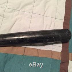 Eric Hosmer Game Used (GU) Autographed/Signed ROOKIE YEAR cracked bat (MLB Auth)