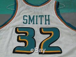 Game Used Worn Joe Smith Detroit Pistons 2000-01 Nike Jersey Autographed Signed