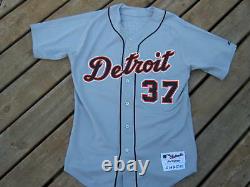 Kenny Rogers Detroit Tigers Game Used Jersey 2006, Signed Program Beckett COA