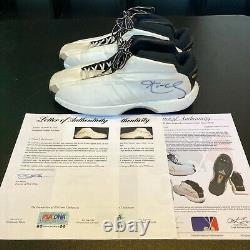Kobe Bryant Signed 2000 Game Used Sneakers Shoes PSA DNA & Sports Investors COA