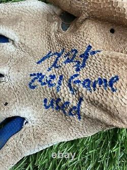 Kris Bryant Chicago Cubs Game Used Batting Gloves 2021 Excellent Use Signed LOA