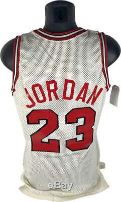 Michael Jordan Signed Autographed Game Used Worn 1988 Jersey MEARS 10 Beckett