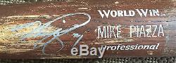 Mike Piazza Signed Game Used Mizuno Baseball Bat Uncracked NY Mets auto JSA COA