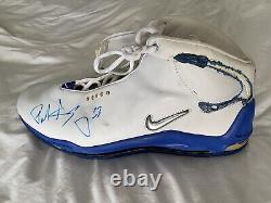 NBA Legend Patrick Ewing GAME USED AUTO/SIGNED Shoe New York Knicks PROOF