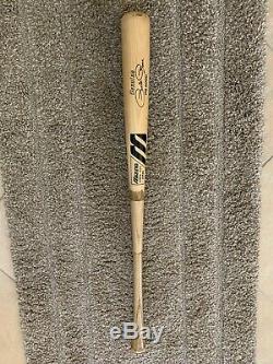 Pete Rose Game Used Autographed PR 4000 Bat Hair line crack/A stamped on knob