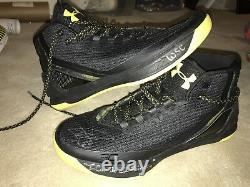 Steph Curry Game Worn Used Photmatched Signed Under Armour SC30 Warriors Shoes