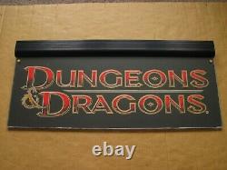 TSR Dungeons Dragons Neon Store Sign Gold Promotion