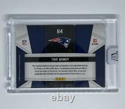 Tom Brady 2018 Panini Honors Buybacks Fabric Of The Game Patch On Card Auto #2/5