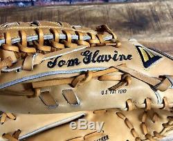 Tom Glavine Game Used Glove Signed Hof