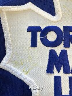 1991-1992 Kevin Maguire Toronto Maple Leafs Jeu Utilisé Autographed Jersey