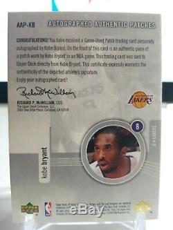 2004-05 Sp Jeu Utilisé Autographié Authentique Correctifs Kobe Bryant Lakers Nameplate