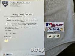 2011 Derek Jeter Ny Yankees Jeu Utilisé Et Signé Baseball Jersey Steiner Mlb Cert