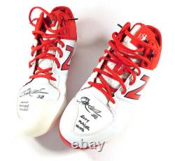 2017 Corey Kluber Cleveland Indians Chaussures de baseball rouges New Balance signées et utilisées en jeu
