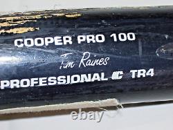 BAT DE BASEBALL TIM RAINES utilisé lors du match et signé par Cooper, des Yankees de New York, des Expos et des White Sox