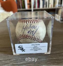Balle de baseball fautive autographiée utilisée en jeu par JOSE ABREU authentifiée par la MLB - White Sox