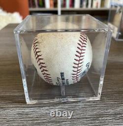 Balle de baseball fautive autographiée utilisée en jeu par JOSE ABREU authentifiée par la MLB - White Sox