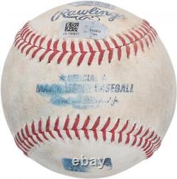 Base utilisée lors du match des Yankees signée par Jose Trevino avec certificat d'authenticité de Fanatics Authentic