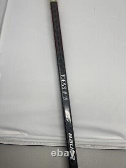 Bâton de hockey Bauer utilisé en 2016 signé par Jonathan Toews avec certificat d'authenticité Beckett RARE