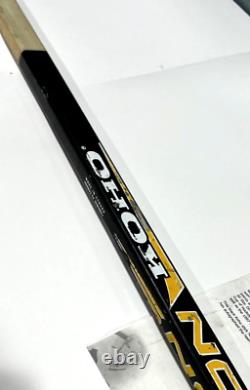 Bâton de hockey utilisé lors d'un match signé par Rob Blake, Kings de Los Angeles, noir Koho.
