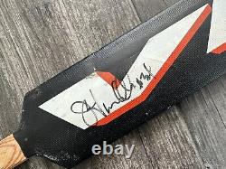 Bâton utilisé en jeu autographié par John vanbiesbrouck des Philadelphia Flyers