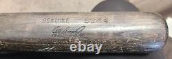 Batte de baseball utilisée par Harmon Killebrew lors d'un match des Twins, autographiée, avec certificat d'authenticité JSA.