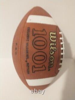Bobby Bowden a signé un ballon de football FSU utilisé lors du jeu Wilson 1001 Florida State Seminoles.