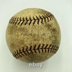 Brooklyn Dodgers (Robins) de 1930 Signé Jeu de Balle de Baseball Utilisé par Babe Herman JSA COA