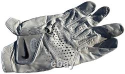 Brooks Koepka a signé le gant de golf Nike porté et utilisé en jeu lors du championnat de la PGA, JSA.
