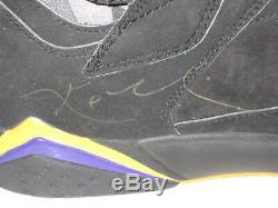Bryant Signé Kobe Paire De Matchs D'occasion Et Signé Très Rare Chaussures Sur Air Jordan