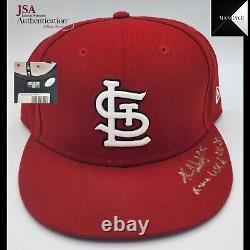 Chapeau des Cardinals de la maison porté et utilisé lors du jeu de Ryan Helsley en 2020, signé et authentifié JSA