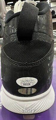 Chaussure de baseball utilisée en jeu signée par Derek Jeter, magnifique et certifiée JSA