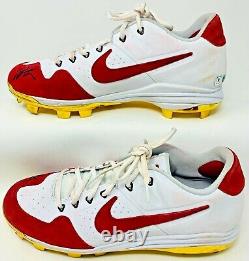 Chaussures Nike de baseball utilisées lors d'un match signées par Joey Votto des Reds, certifiées par Beckett BAS WN26226 WN26227.