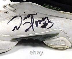 Chaussures de basketball Adidas utilisées en jeu, signées par Dion Glover, Multisignées 2 JSA Autos YY79280