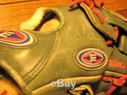 Chicago Cubs 2007 - Jeu Dédicacé - Aramis Ramirez Fielders - Gant Easton - Coa