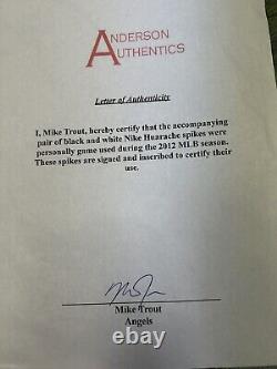 Crampons usagés de Mike Trout de la saison de recrue 2012 signés Anderson Trout LOA