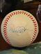 Derek Jeter A Signé Le Ballon De Baseball Utilisé En Entraînement Autographié Par Les Vrais Yankees De New York