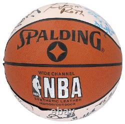 Équipe Utah Jazz 1988-89 - Ballon de basketball utilisé lors d'un match signé par l'équipe, avec Karl Malone - COA Beckett