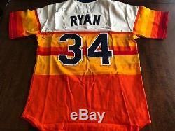 Houston Astros 1984 Jeu Utilisé Signé Nolan Ryan Rainbow Baseball Jersey Mears 10