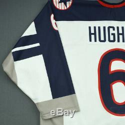 Jack Hughes Jeu Utilisé USA Hockey Hockey Sur Bande Signé Jersey Devils # 1 Recrue Dans La LNH